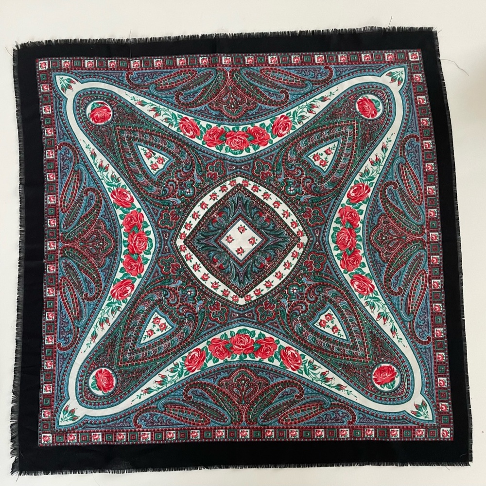 Pretty Designer Vintage Silk and Wool scarf with Floral Design